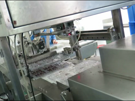 Box-packing Machine