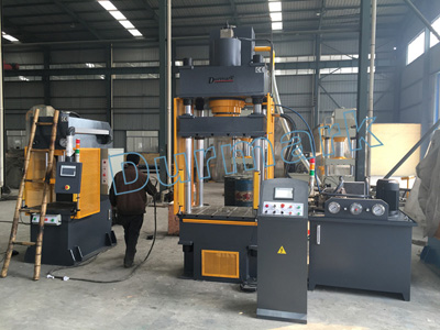 YTK32 CNC Four Column Hydraulic Press Machine Customized Hydraulic Press Machine 