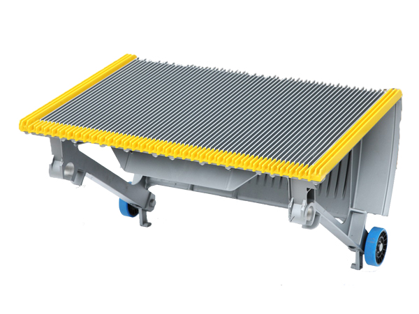 Escalator Gray Aluminum Step 600mm with 75*25mm Blue Roller