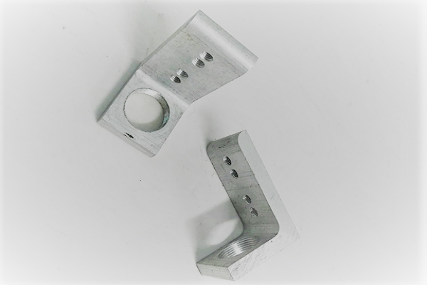 Custom Fabrication L Type Aluminum Mounting Bracket for Solar Panel