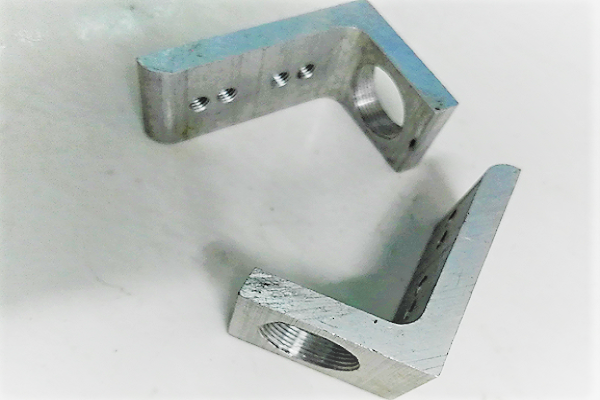 Custom Fabrication L Type Aluminum Mounting Bracket for Solar Panel