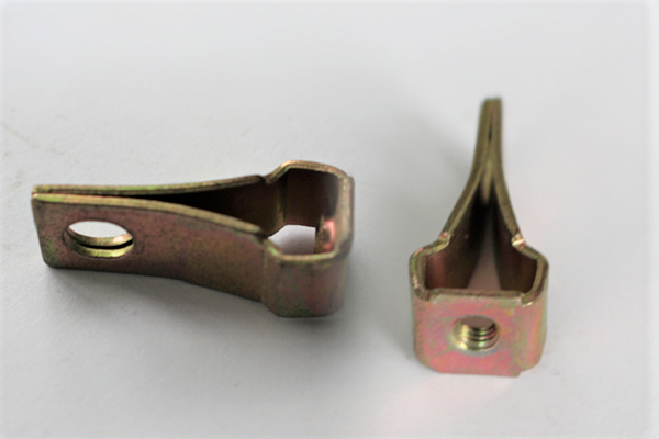 China Supplier Sheet Metal Fabrication U Shaped Spring Clip