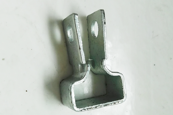 China Supplier Sheet Metal Fabrication U Shaped Spring Clip