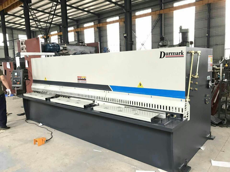 QC12K-6*2500 Shearing Machine Steel Plate Cutting Machine