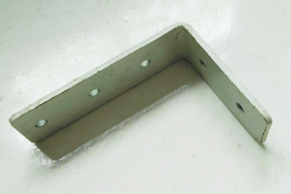 Metal L Type Shelf Bracket with OEM Services