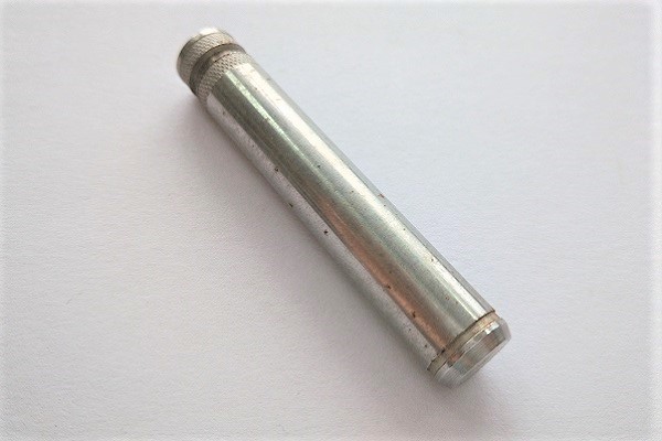 China Supplier Metal Insert Knurled Head Stud Pin