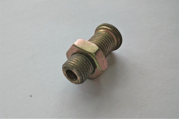 Round Reducing Knurled Head Bushings with Nut