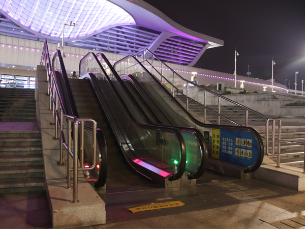 VVVF China Outdoor Heavy-duty Escalator with Outside Cladding