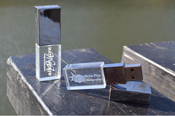 New Style 16GB Crystal Usb Drive at Walmart with Free 3D Logo Engraved inside