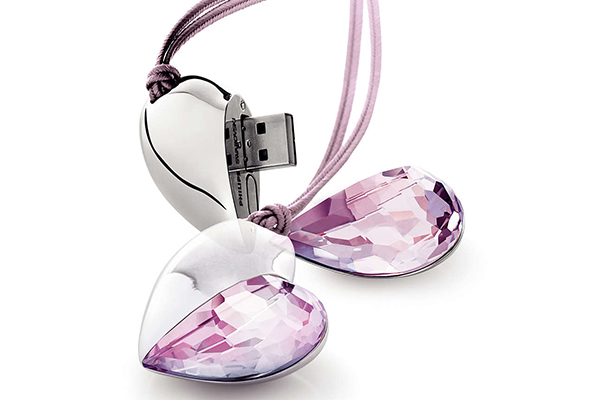 Crystal Hearted Shaped Jewellery Usb Flash Drive 64GB/ 128GB